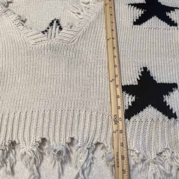 Storia Womens Ivory Knit Star Patched Cropped Sweater Fringed Hem Size Large - Picture 9 of 9